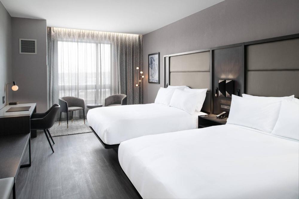 Guest room, 2 Queen interior